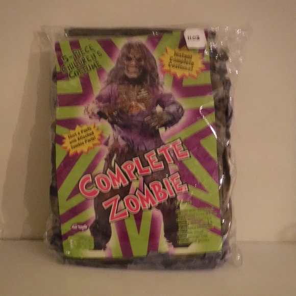 HALLOWEEN COSTUME - Picture 3 of 3